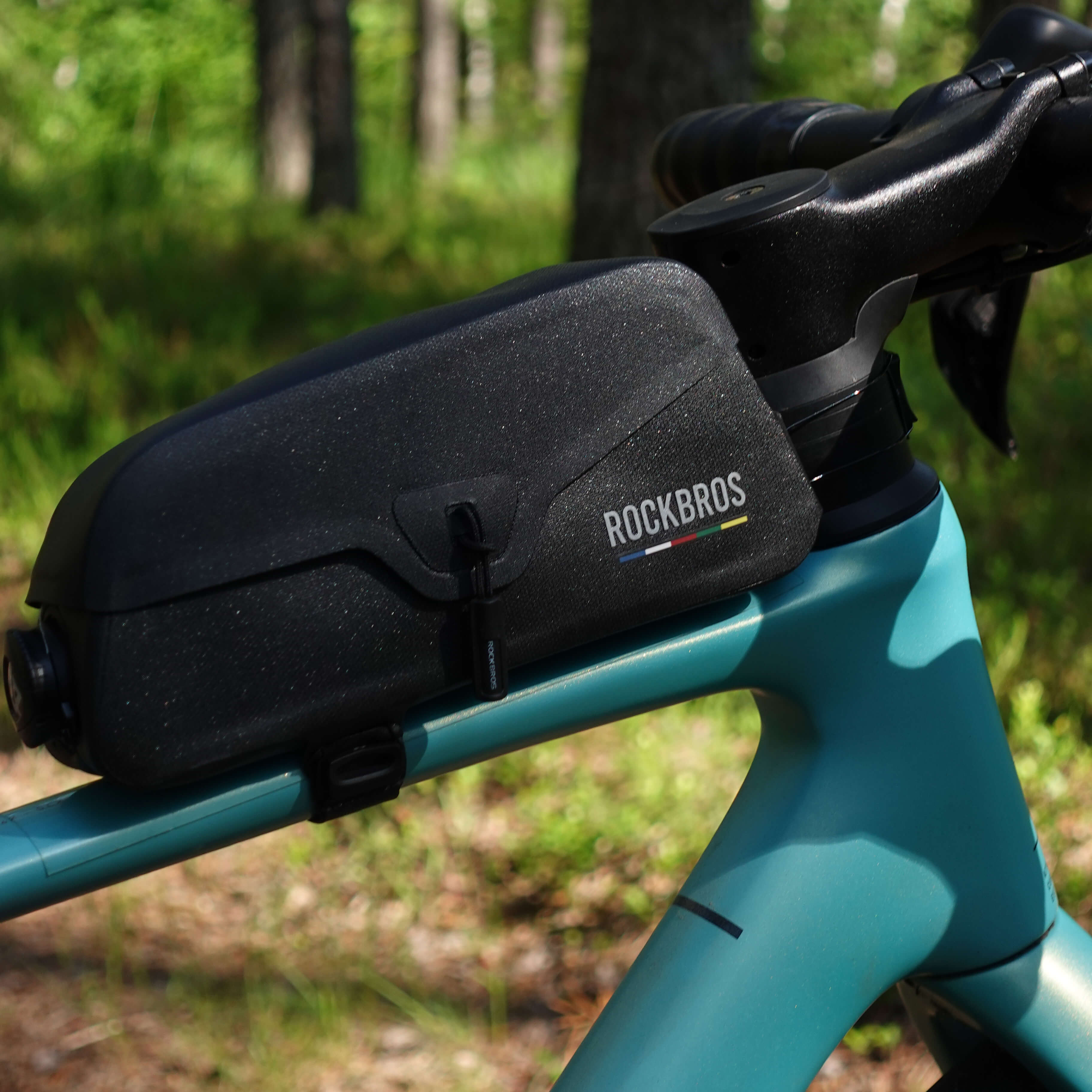Road To Sky .6L - .9L Waterproof Magnetic Top Tube Frame Bag