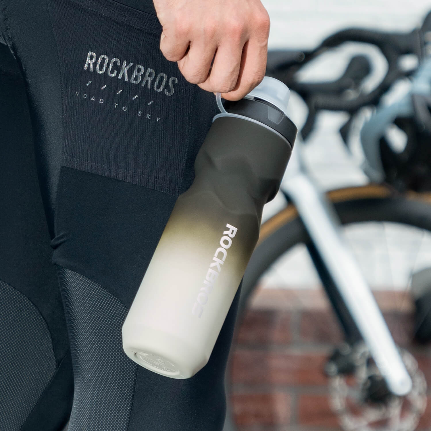 ROCKBROS 600ml Soft Touch Water Bottle
